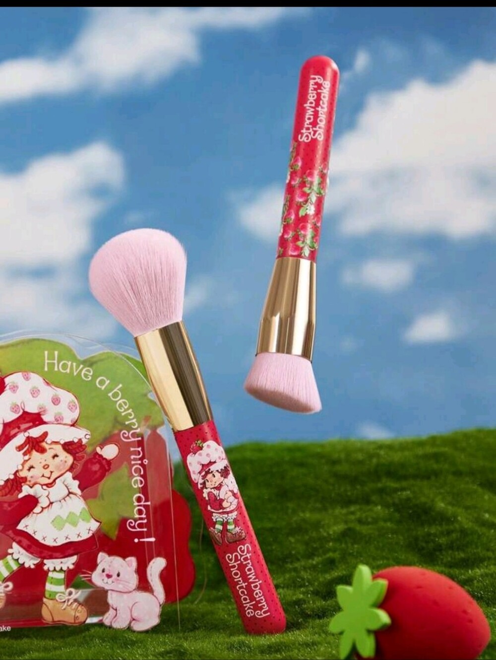 Strawberry Shortcake Makeup Brush Set